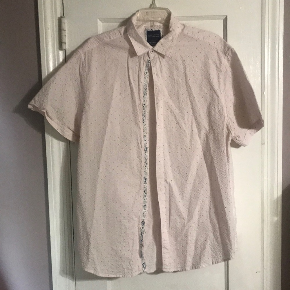 Denim and flower men’s slim fit button down